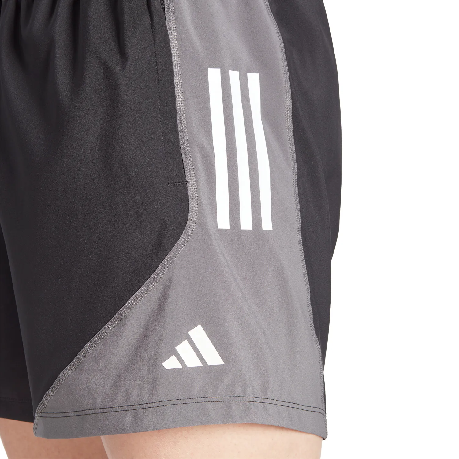 adidas Own The Run Logo 5in Pantaloncini  Black/Halsil/Grey Five