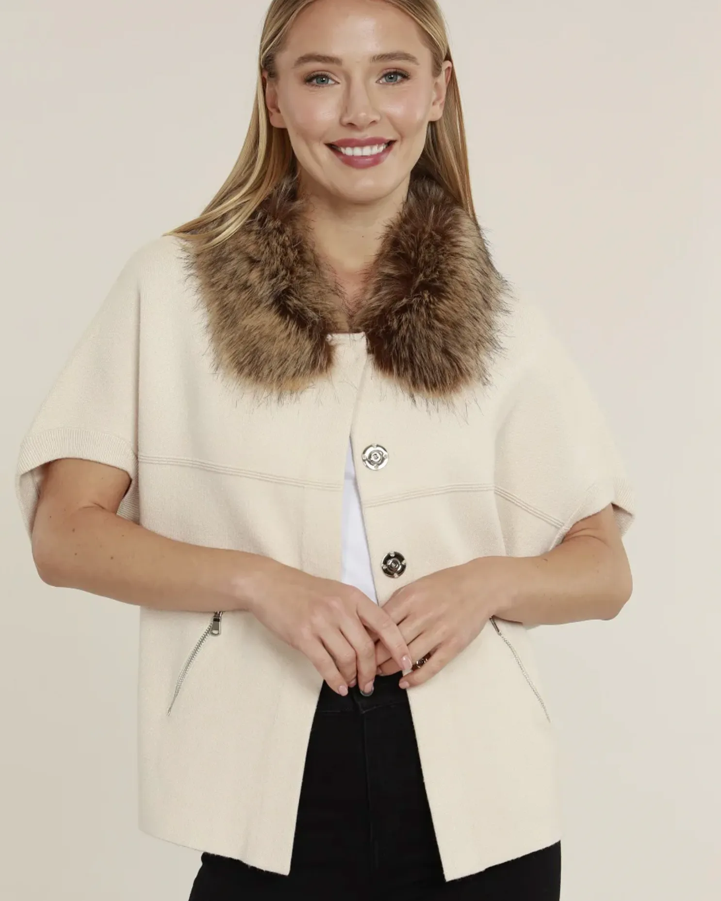 Dolce Cabo Creme/Chestnut Faux Fur Collar Short Sleeve Cardigan