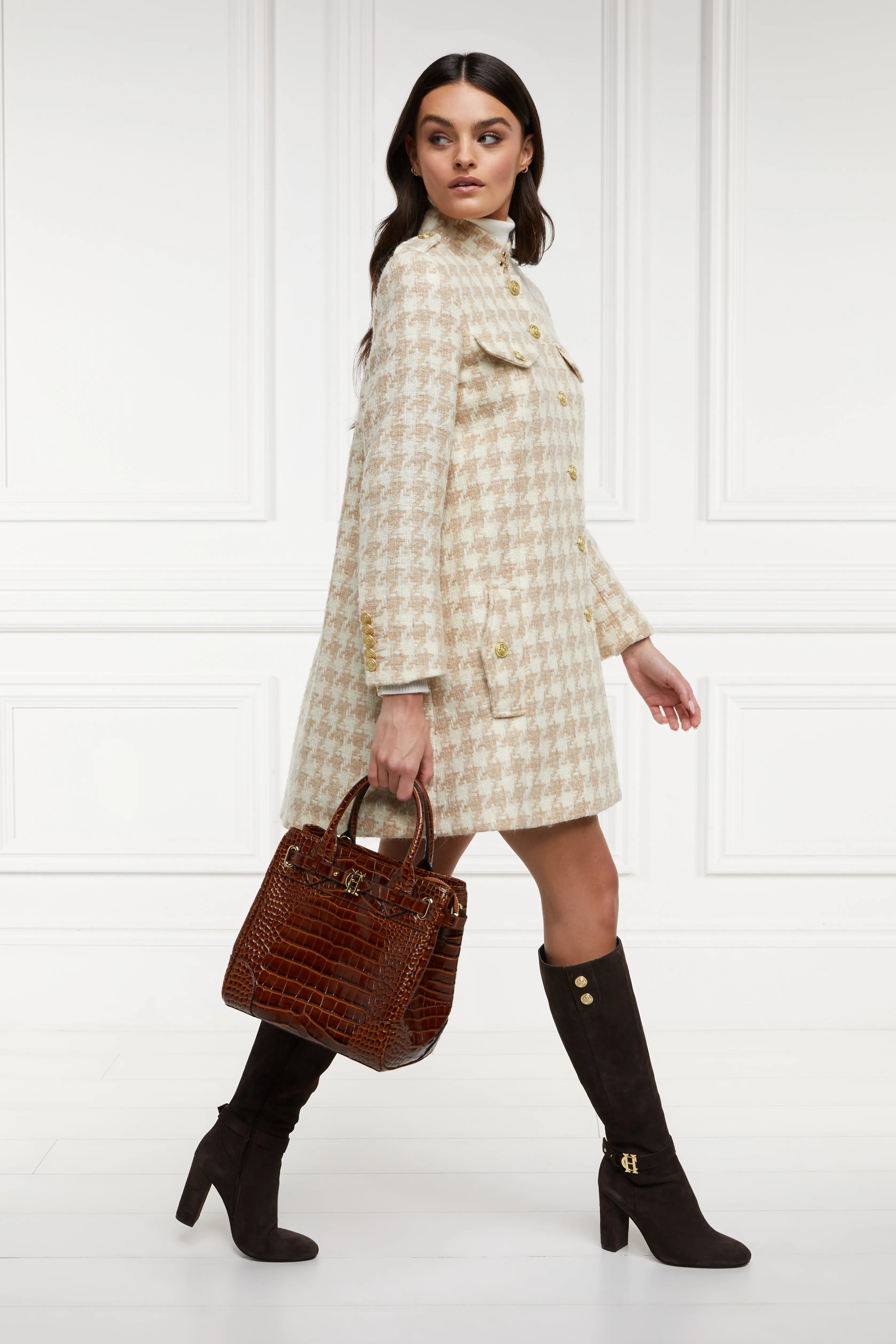 Highbury Cape Coat (Camel Houndstooth)