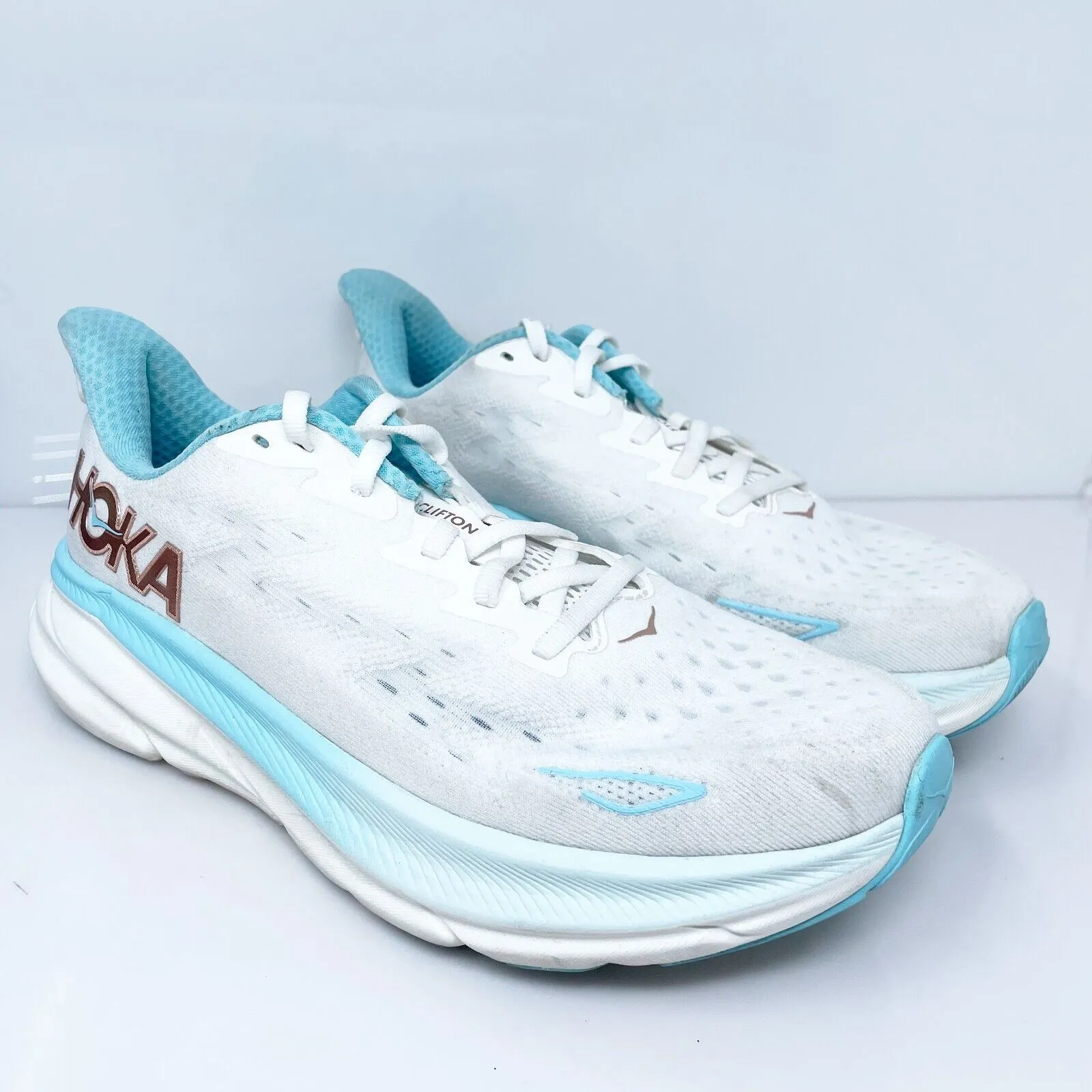 Hoka One One Womens Clifton 9 1127896 FTRS White Running Shoes Sneakers Size 9 B