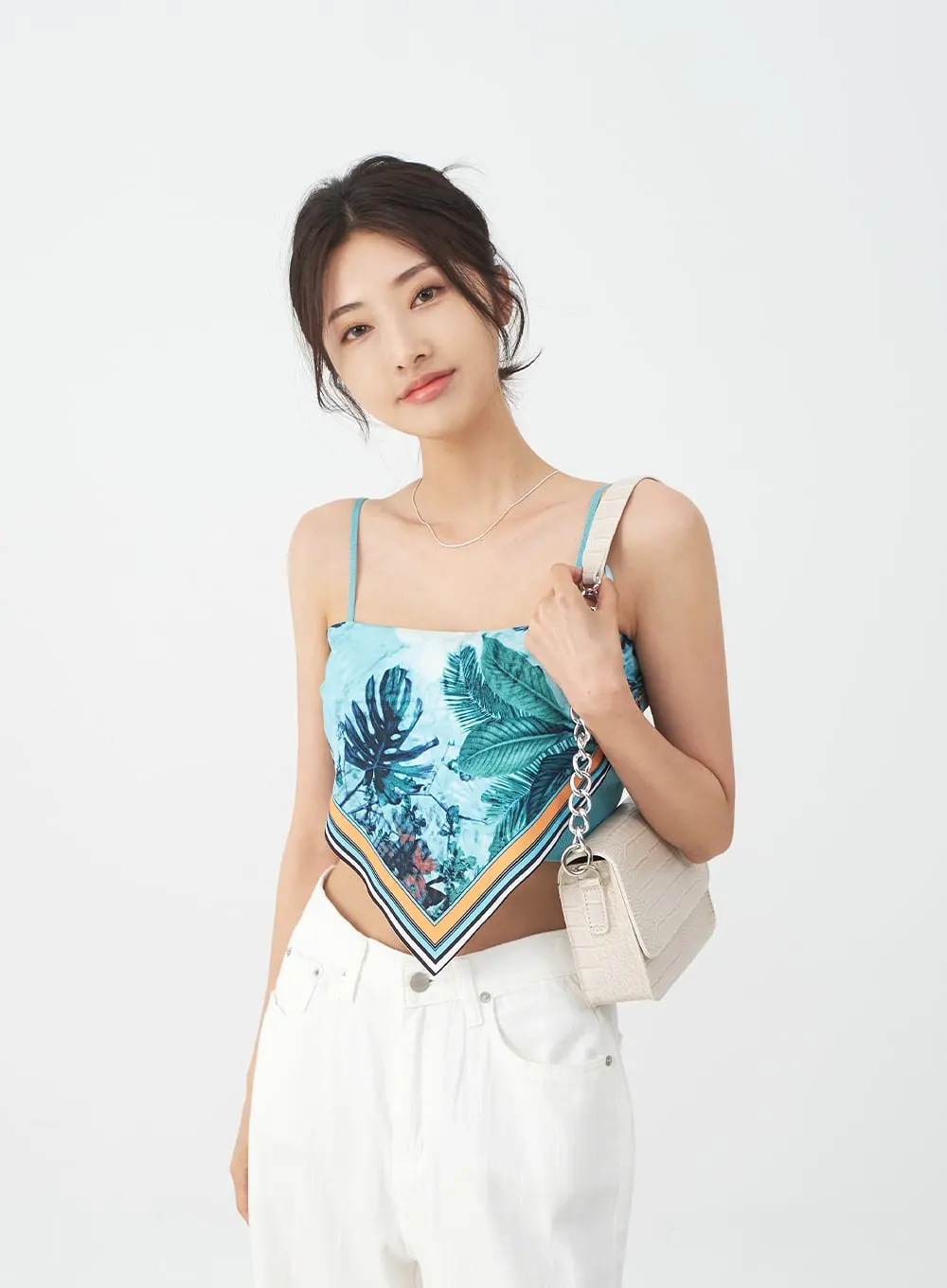 Leaf Graphic Scarf Cropped Cami Top IJ23