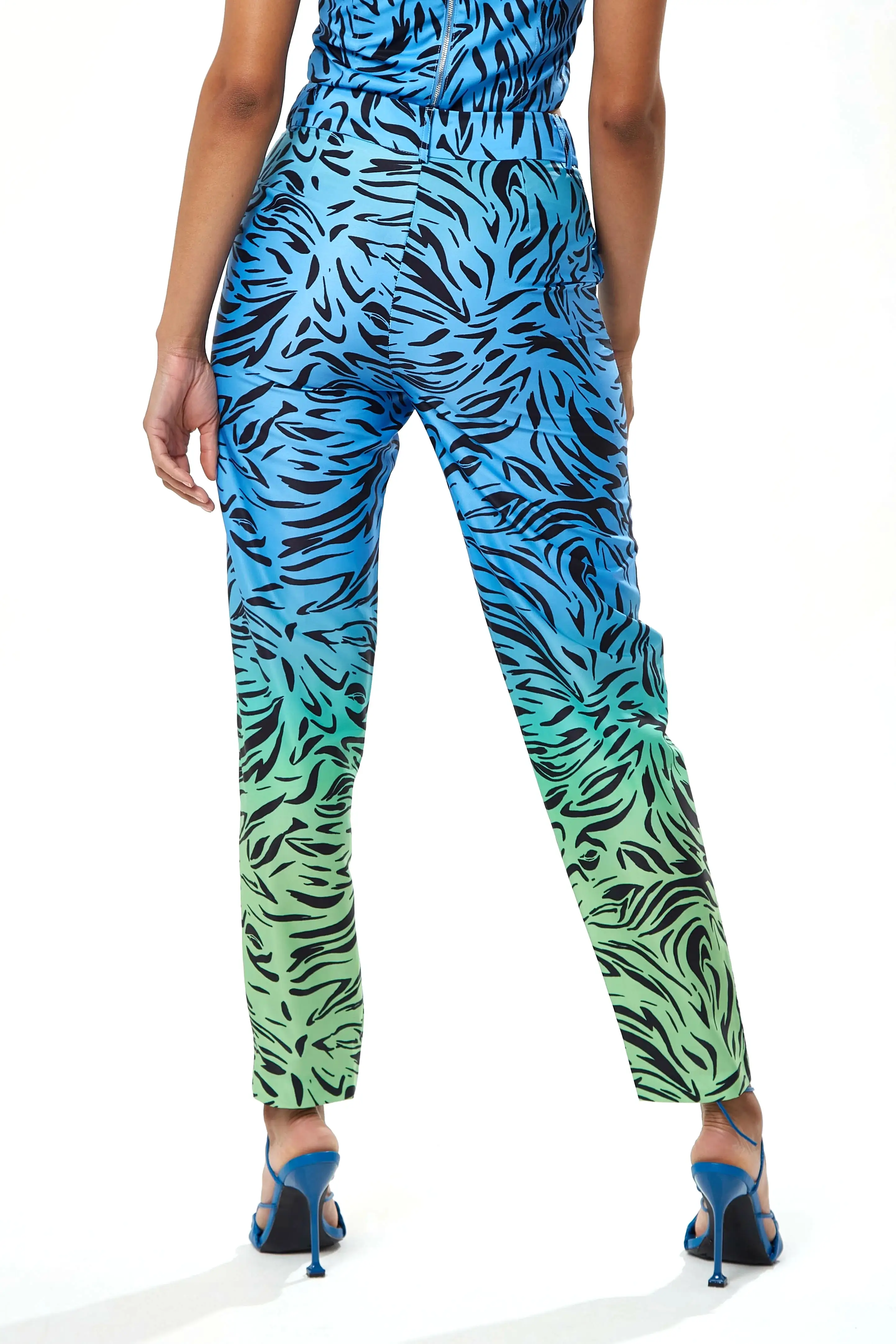 Liquorish Zebra Print Ombre Trosuers In Blue And Green