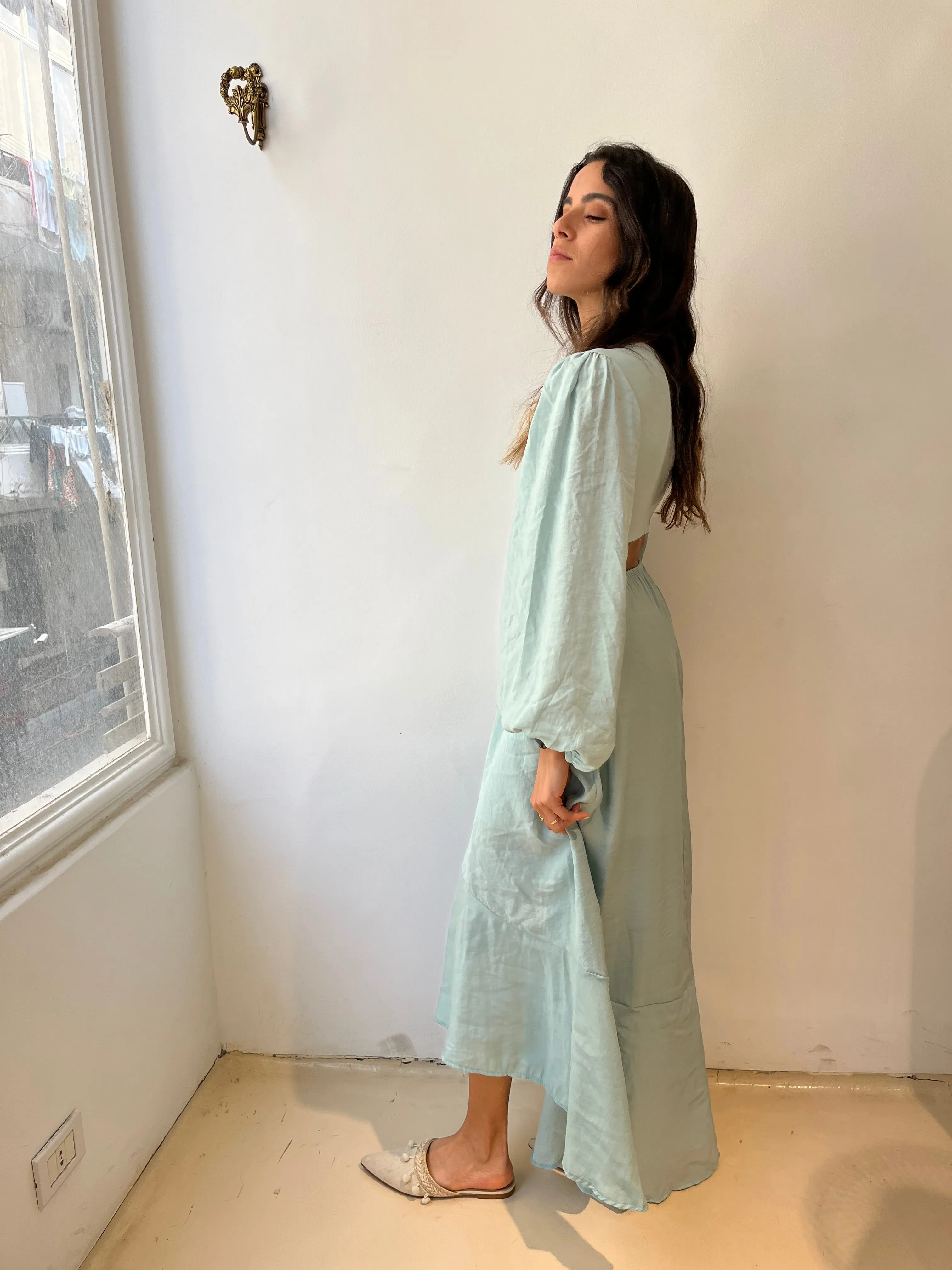 Long sleeve backless dress in Mint