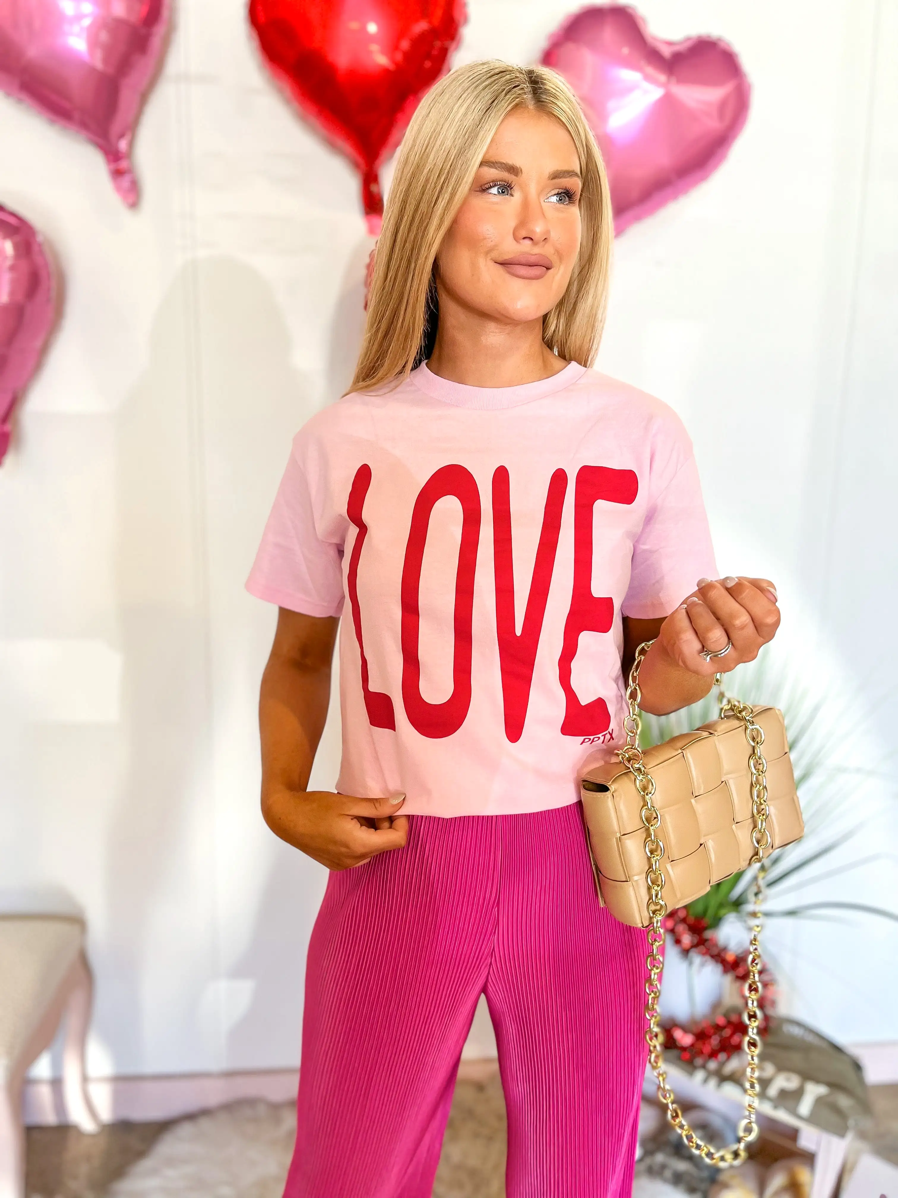 LOVE tee - Light Pink