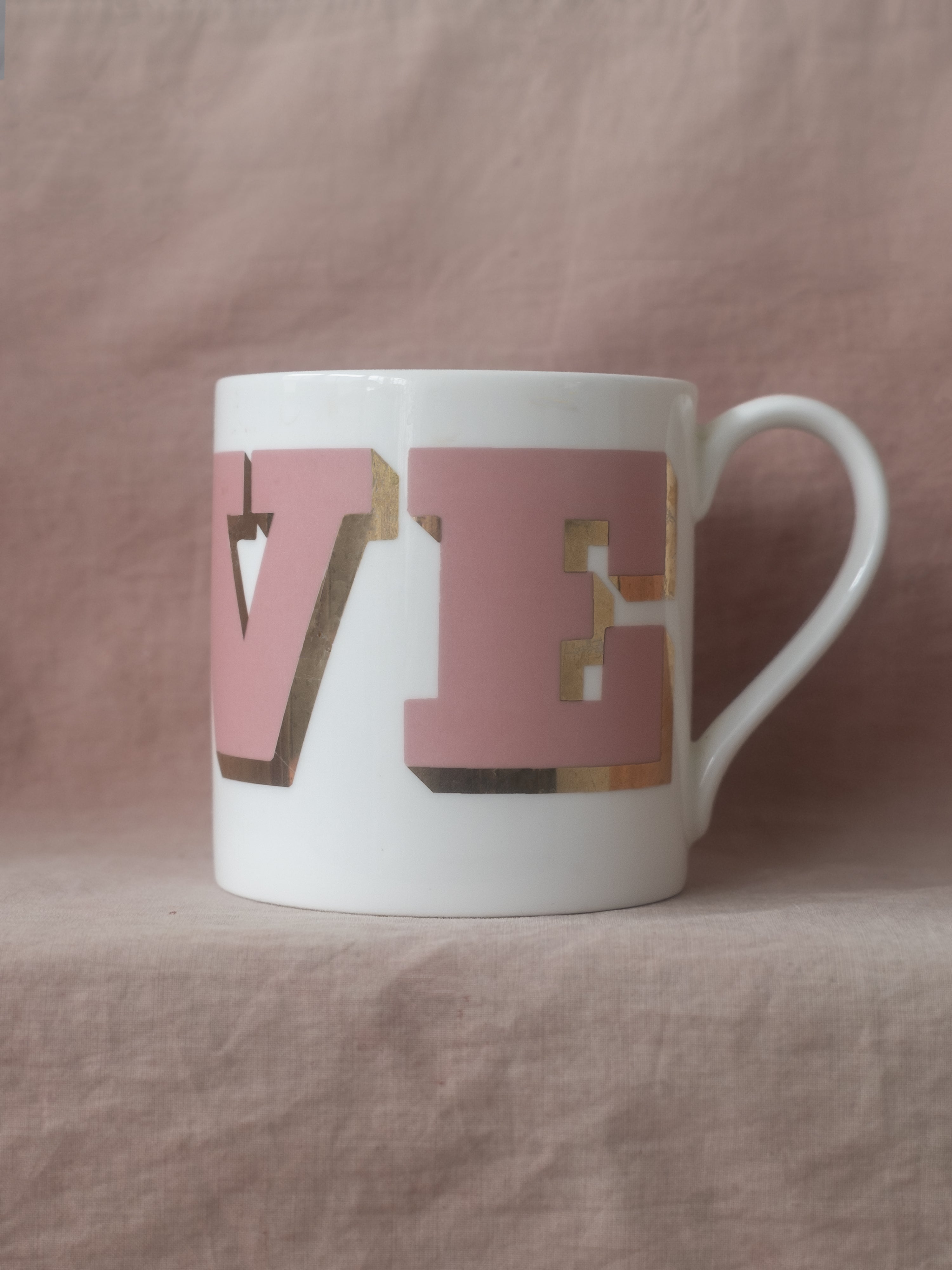 PINK/GOLD LOVE MUG