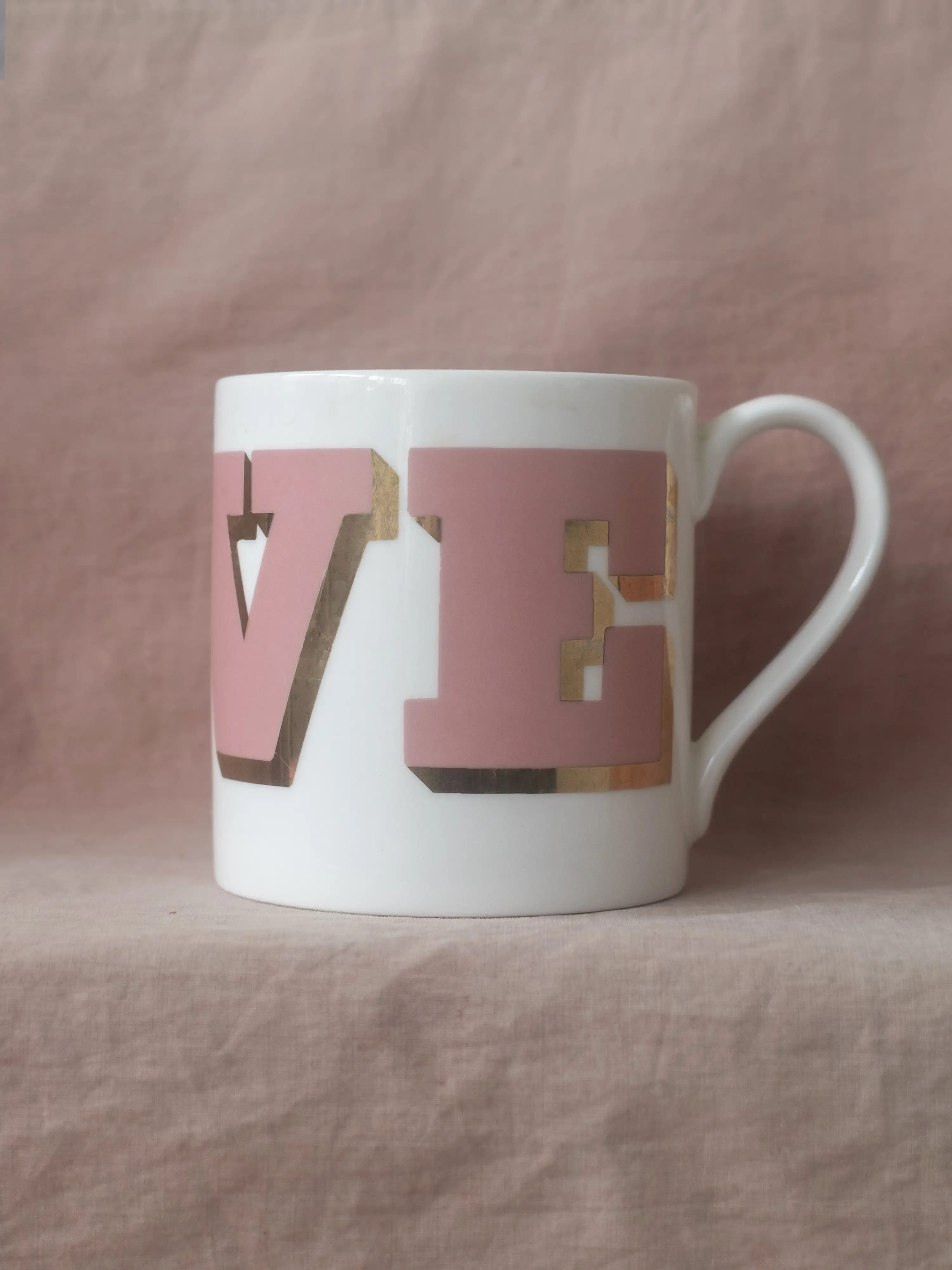 PINK/GOLD LOVE MUG