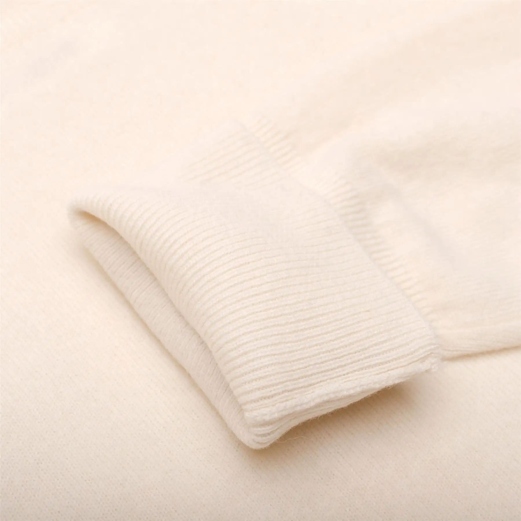 Roll Neck Off White - 2024