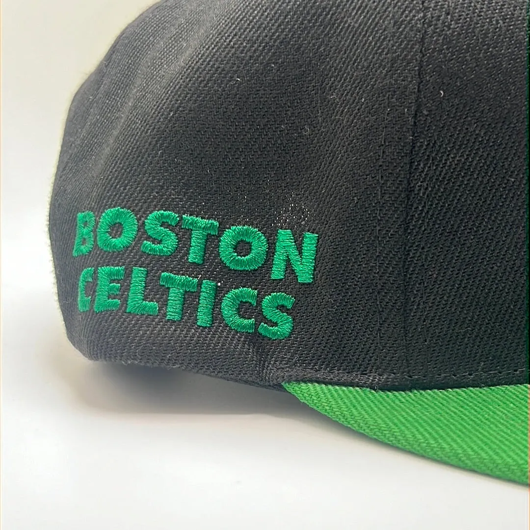 Vintage Boston Celtics NBA Mitchell & Ness Original Fit O.G. Snapback Hat