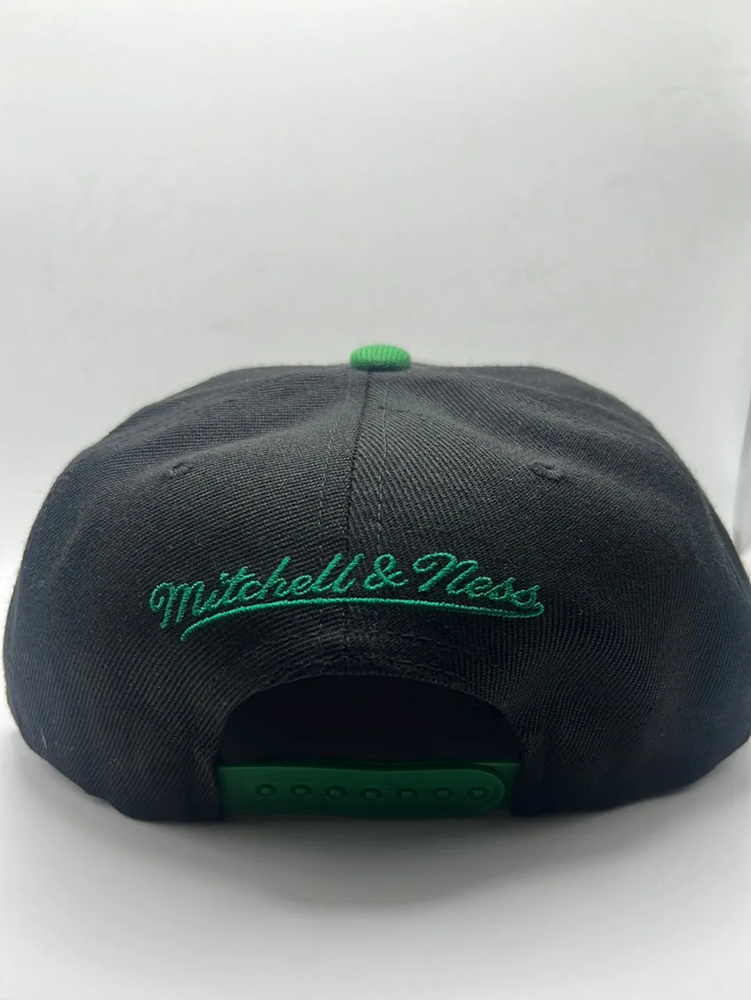 Vintage Boston Celtics NBA Mitchell & Ness Original Fit O.G. Snapback Hat