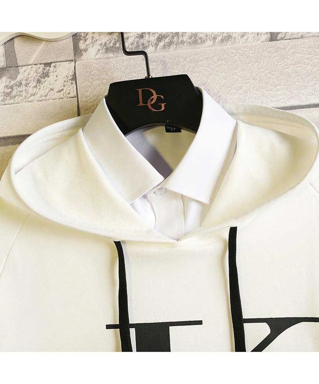 White OK letter pattern print pull over hoodies